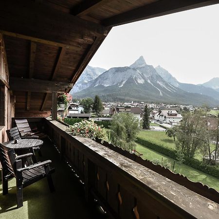 Hotel Ehrwalderhof Екстер'єр фото